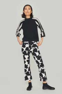 Bluser<BITTE KAI RAND Bloom knit højhalset bluse IVORY/BLACK
