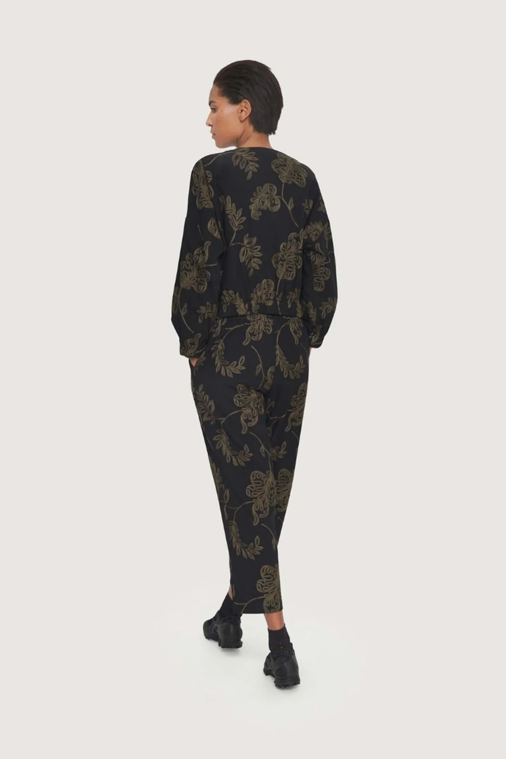 Jakker & Blazere<BITTE KAI RAND Embroidered leaf jakke BLACK/BLACKLEAF